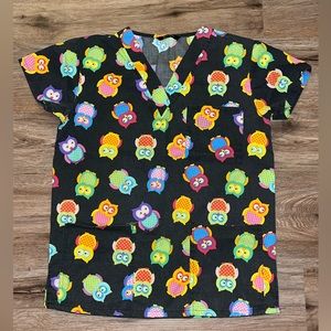 Size XS Owl Scrub Top